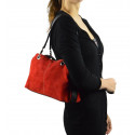 Menší moderní tmavě červená kožená kabelka Lil Two