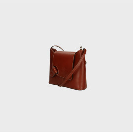 Menší stylová hnědá  kožená crossbody kabelka Gizel